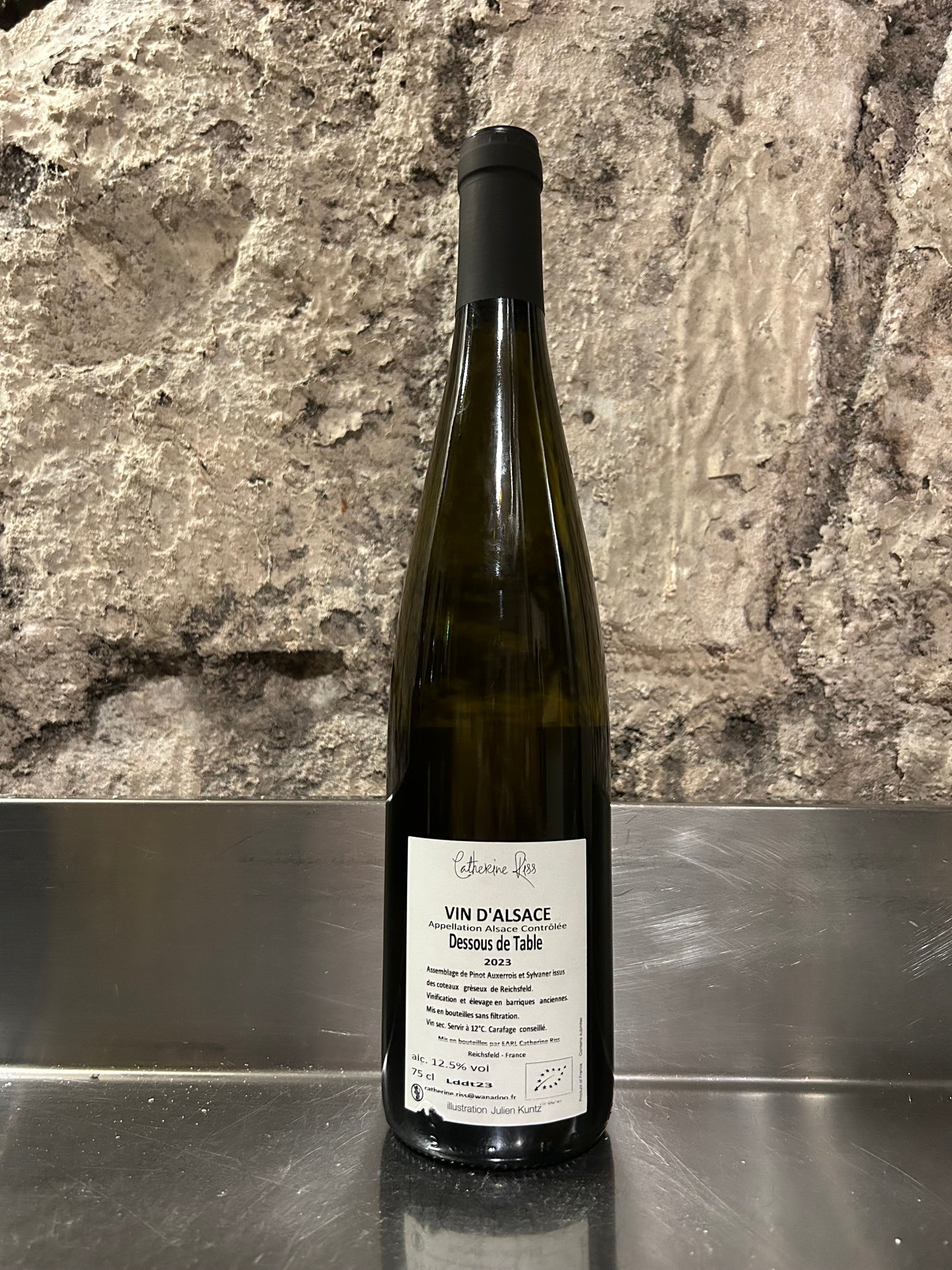 Dessous de table, 2023, blanc