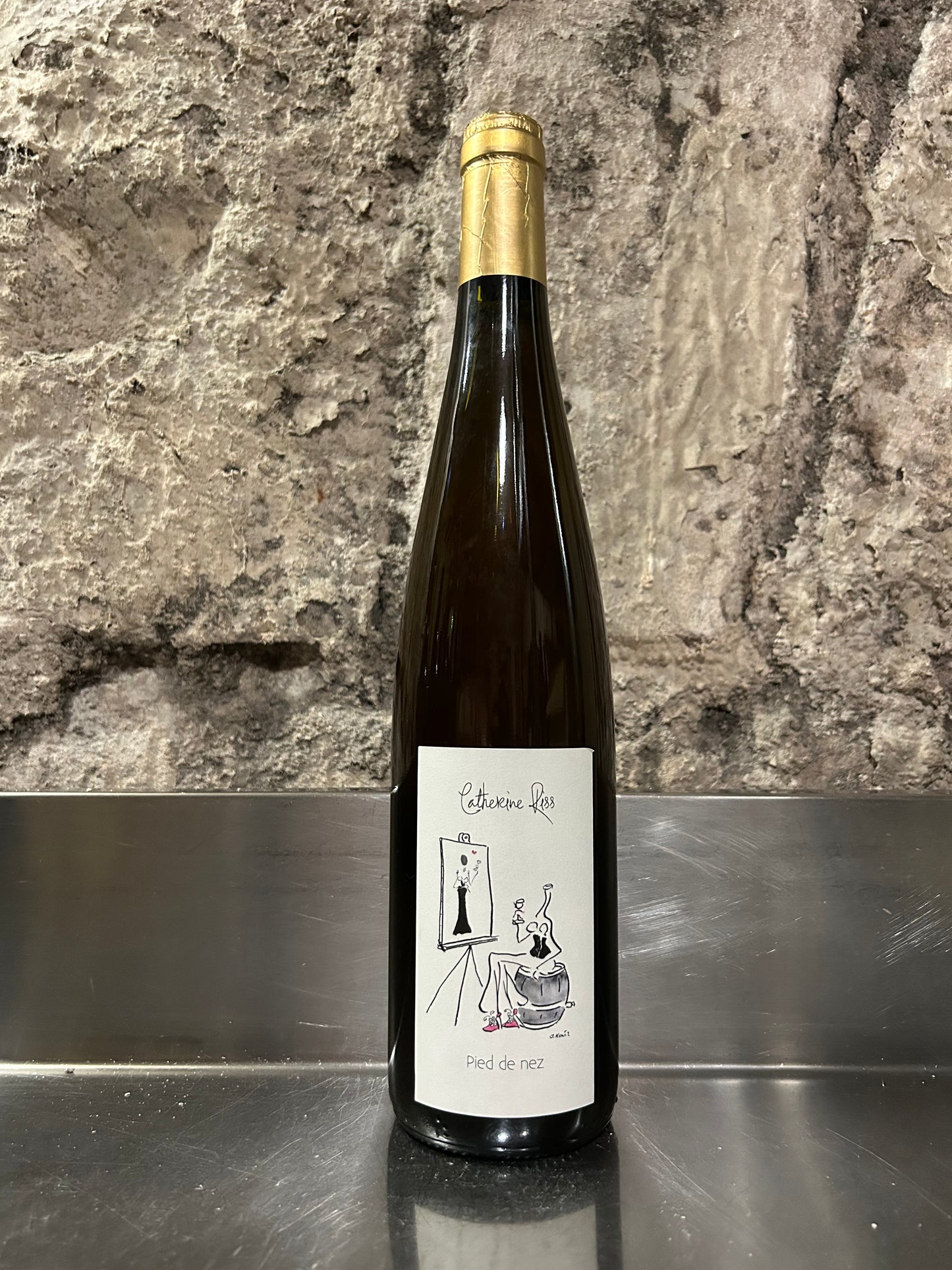 Pied de nez, 2023, orange