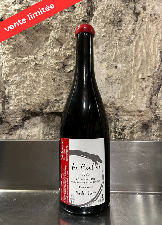 Au mouiller, 2023, Rouge